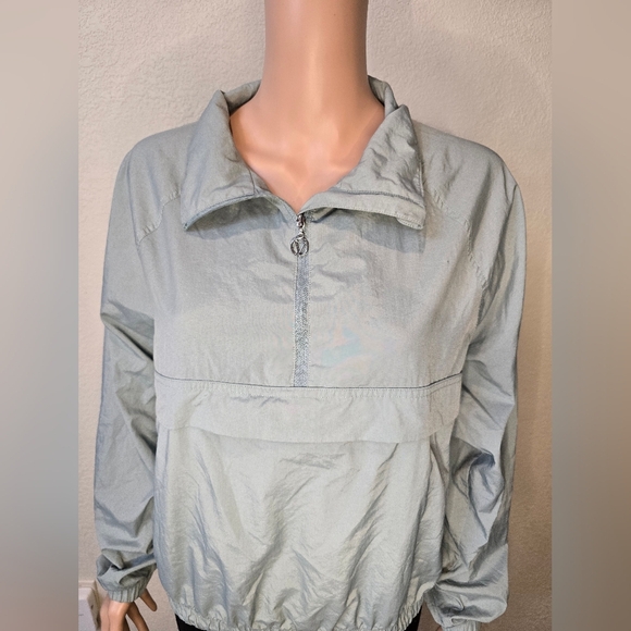 VICTORIA'S SECRET On Point Hottie Light Green Half Zipper Jacket. Size M - Picture 6 of 9